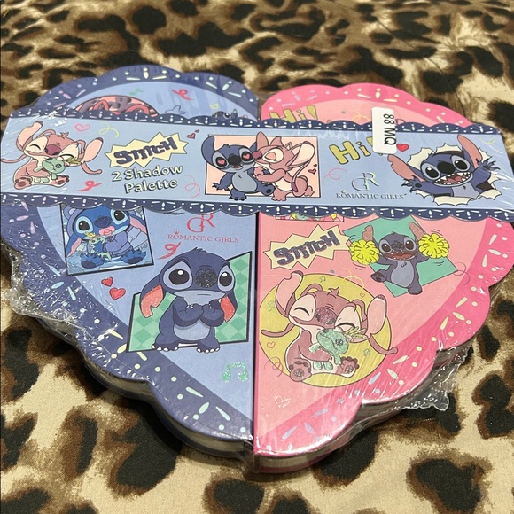 Stitch Heart-Shaped Shadow Palette Set